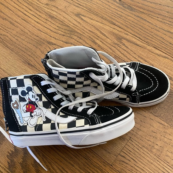 checkered vans size 2